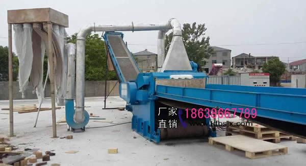 帶釘子的木材破碎機(jī)，除釘子的木材破碎機(jī)、竹靶破碎機(jī)、廢舊木材破碎機(jī)、包裝箱破碎機(jī)、集裝箱破碎機(jī)、木托板破碎機(jī)